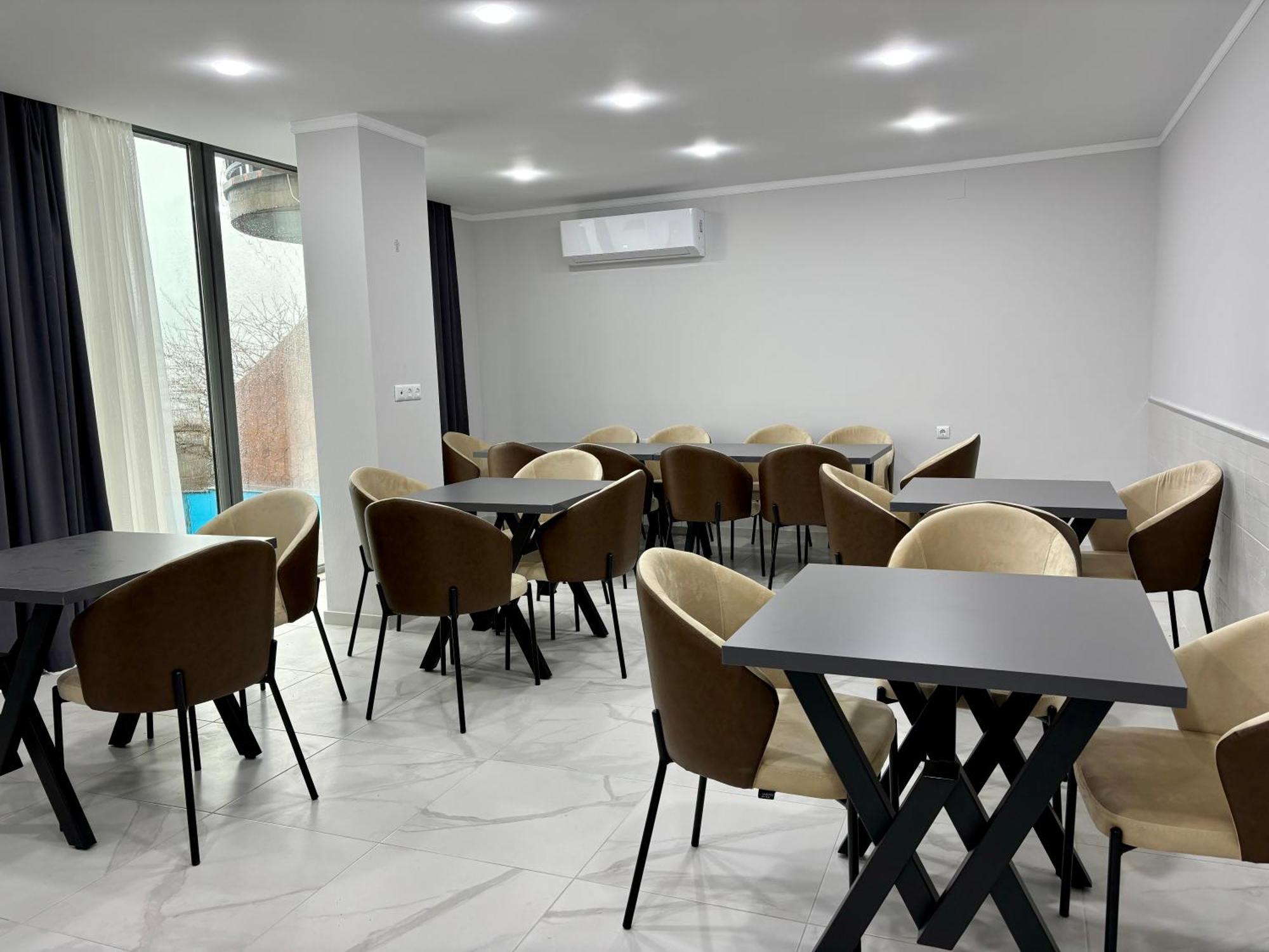 Hillside Inn Μπατούμι Εξωτερικό φωτογραφία