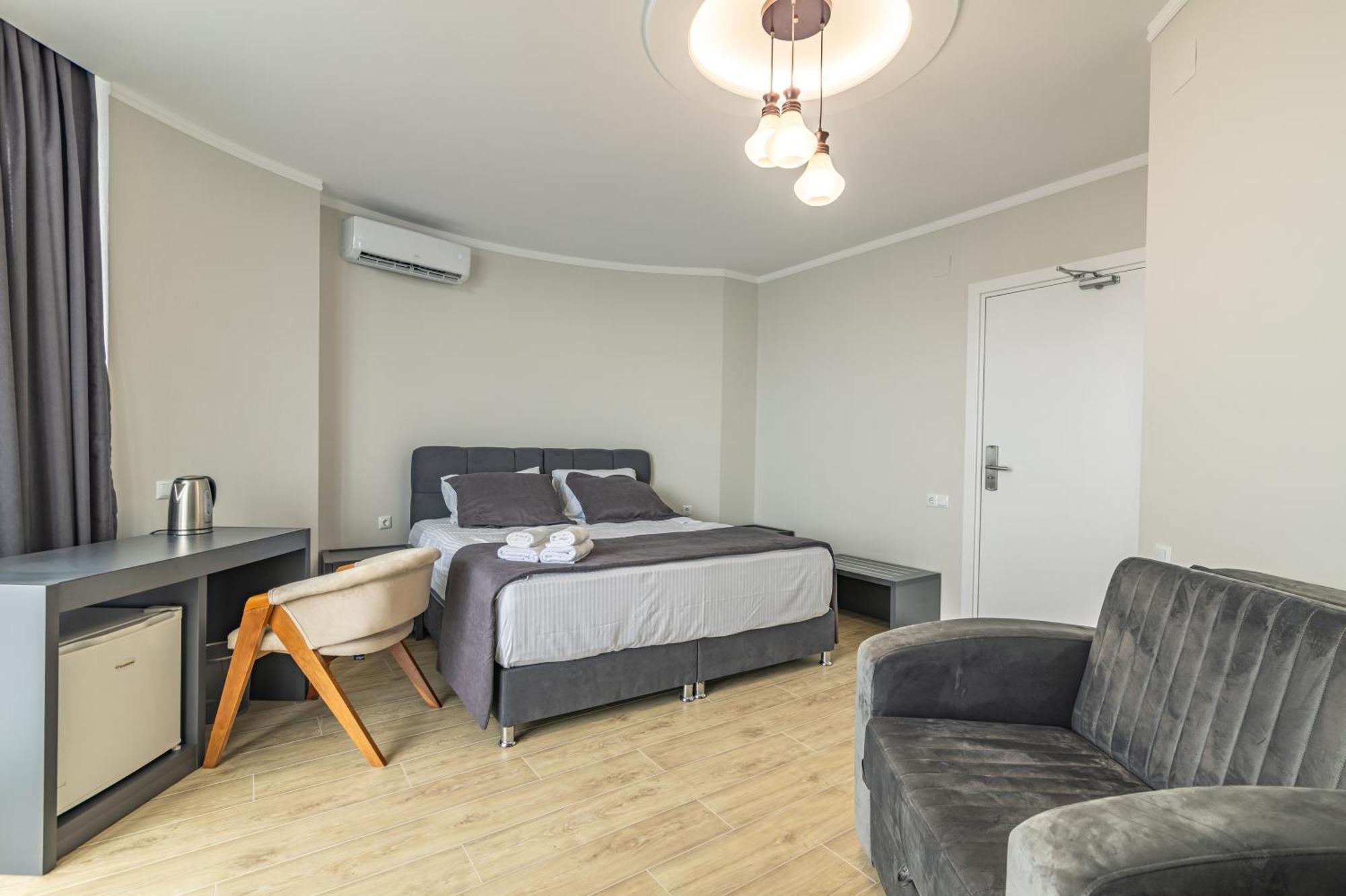 Hillside Inn Μπατούμι Εξωτερικό φωτογραφία