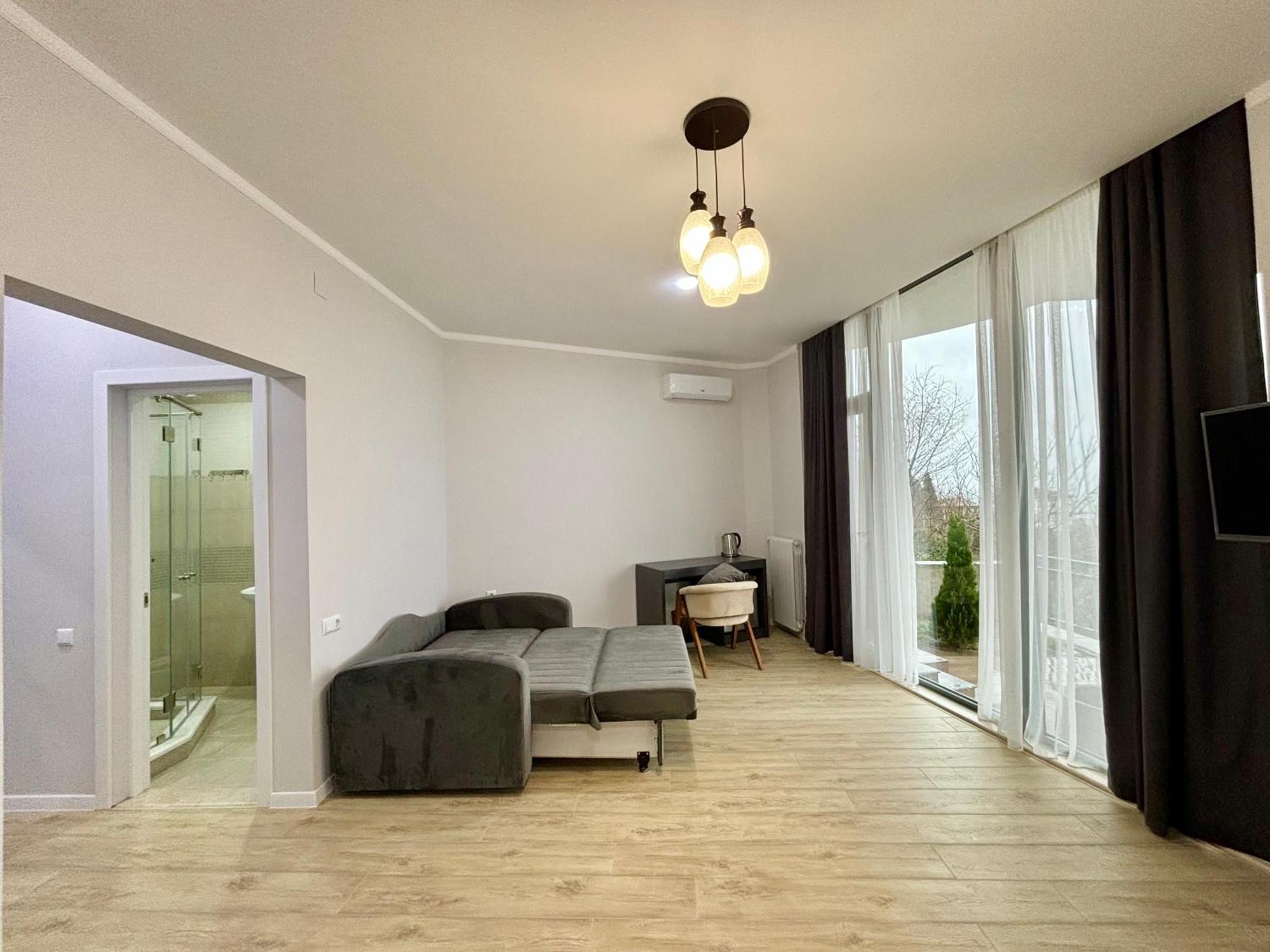 Hillside Inn Μπατούμι Εξωτερικό φωτογραφία