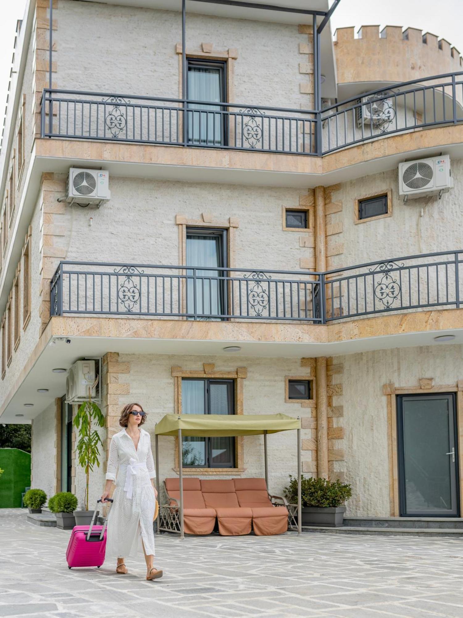Hillside Inn Μπατούμι Εξωτερικό φωτογραφία
