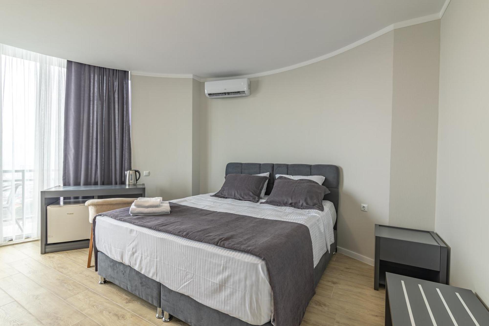 Hillside Inn Μπατούμι Εξωτερικό φωτογραφία